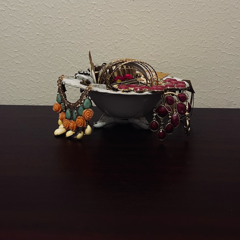 Mystery Jewelry Jar  All Gold Tone Jewelry